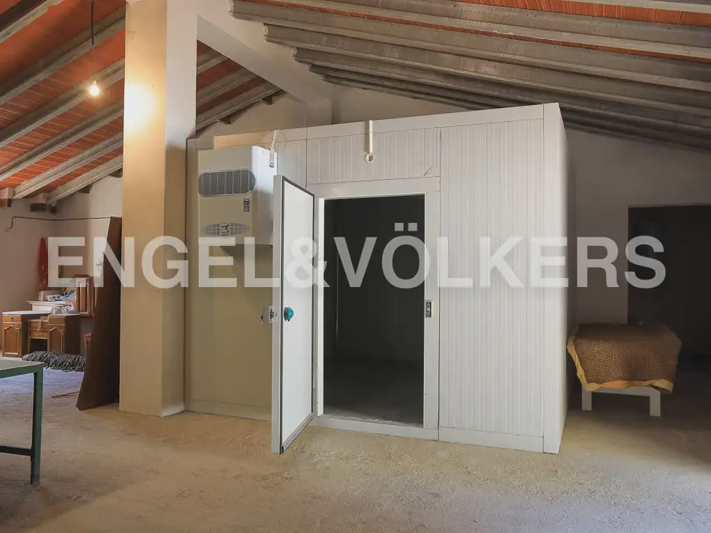 Finka/Dom wiejski na sprzedaż w Ayora - 3 450 000 € (Ref: 9965844)