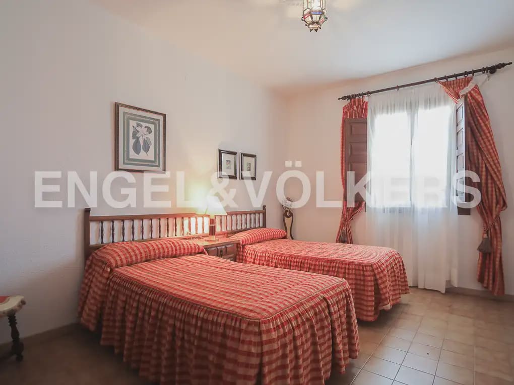 Finka/Dom wiejski na sprzedaż w Ayora - 3 450 000 € (Ref: 9965844)