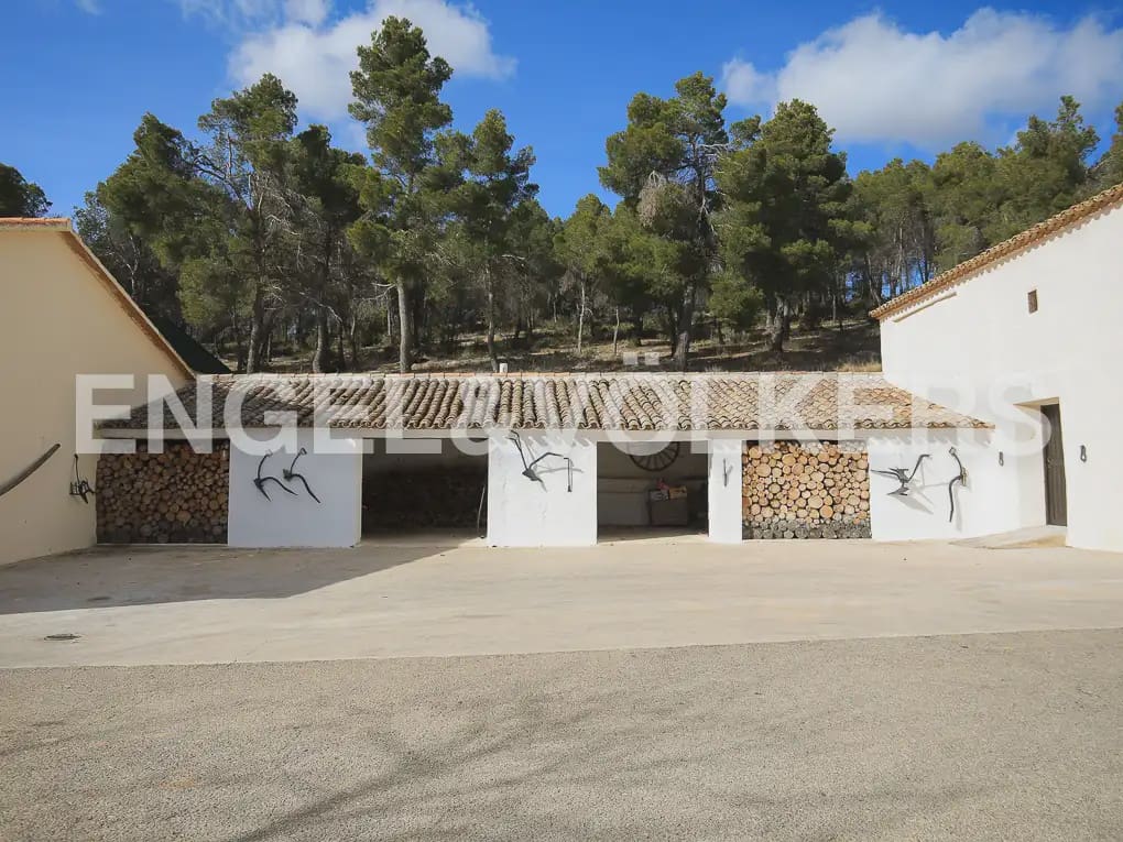 Finka/Dom wiejski na sprzedaż w Ayora - 3 450 000 € (Ref: 9965844)