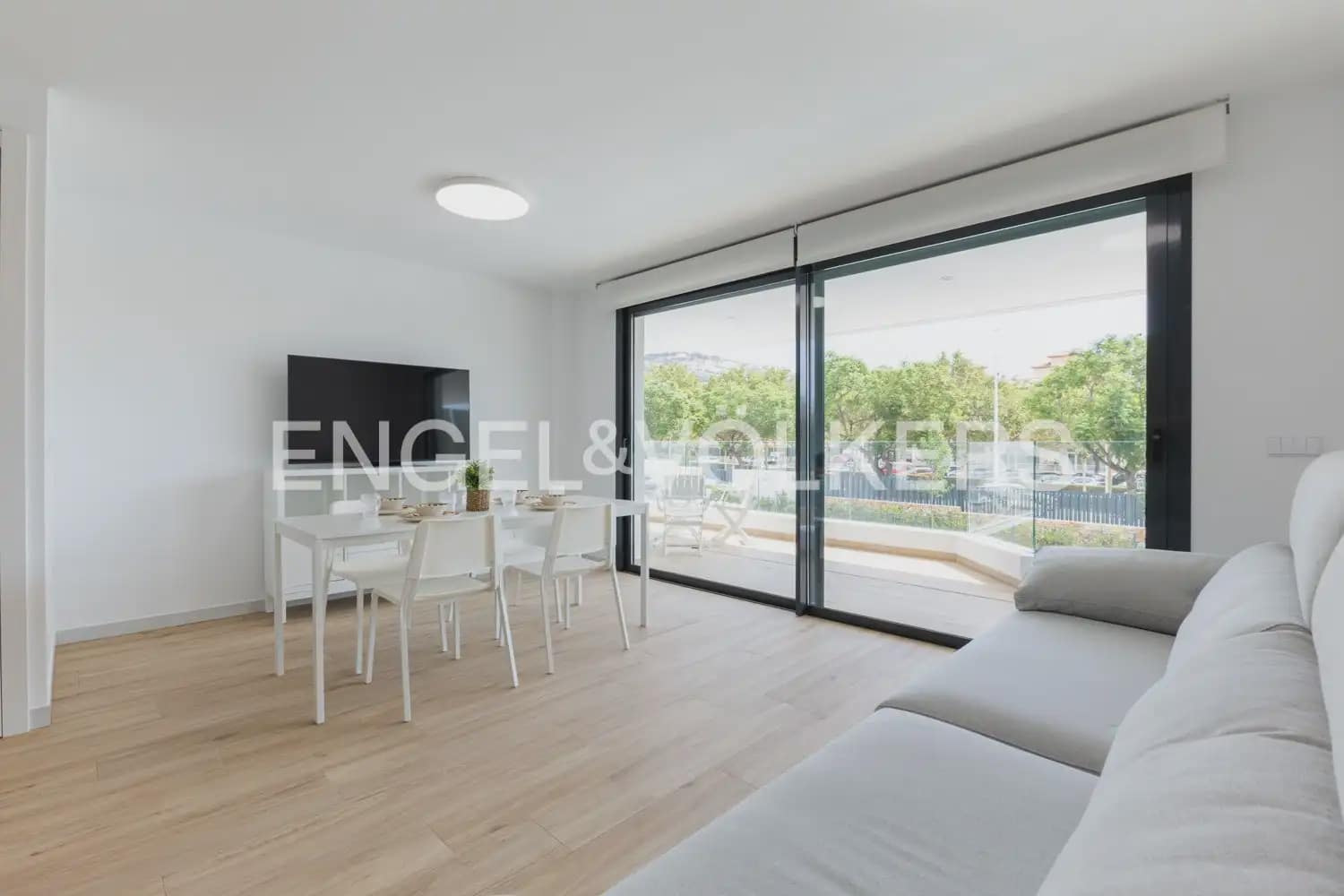 3 quarto Apartamento para arrendar em Javea / Xabia com piscina garagem - 8 000 € (Ref: 9965845)