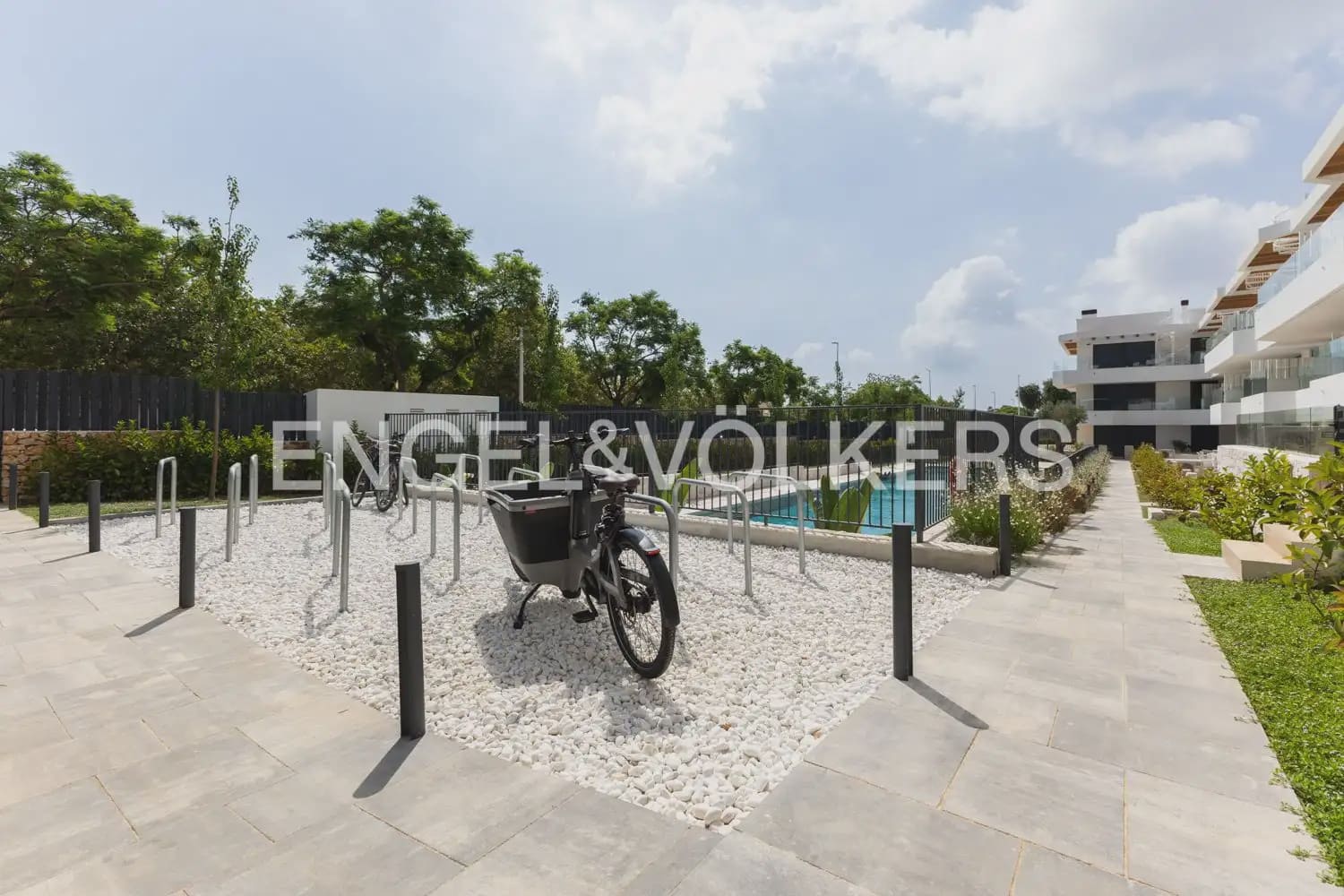 3 quarto Apartamento para arrendar em Javea / Xabia com piscina garagem - 8 000 € (Ref: 9965845)
