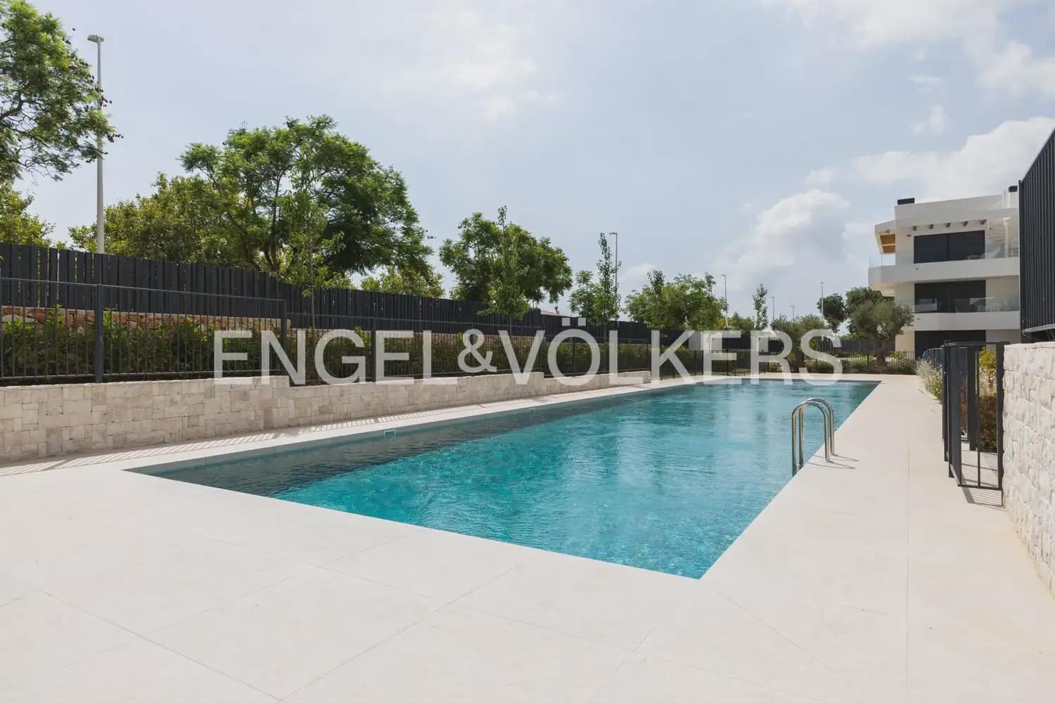 3 quarto Apartamento para arrendar em Javea / Xabia com piscina garagem - 8 000 € (Ref: 9965845)