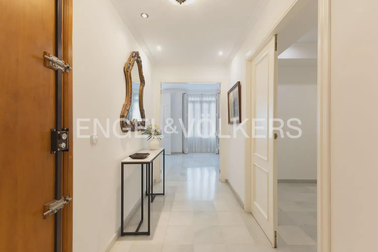 Piso de 3 habitaciones en València ciudad en alquiler - 3.200 € (Ref: 9965920)
