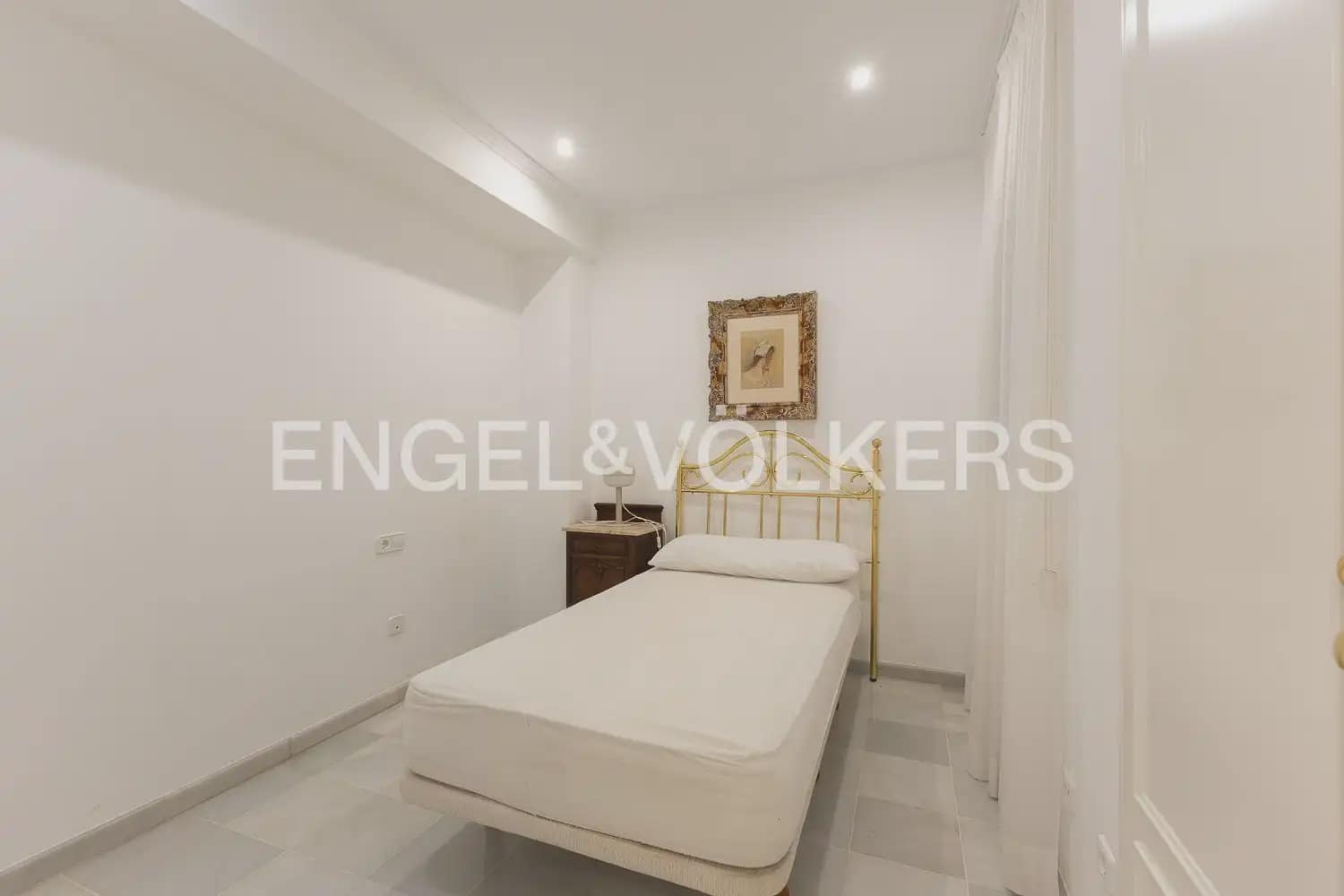 Piso de 3 habitaciones en València ciudad en alquiler - 3.200 € (Ref: 9965920)