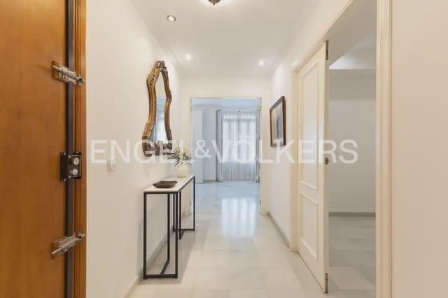 Piso de 3 habitaciones en El Pla del Remei, València ciudad en alquiler - 3.200 € (Ref: 9965920)