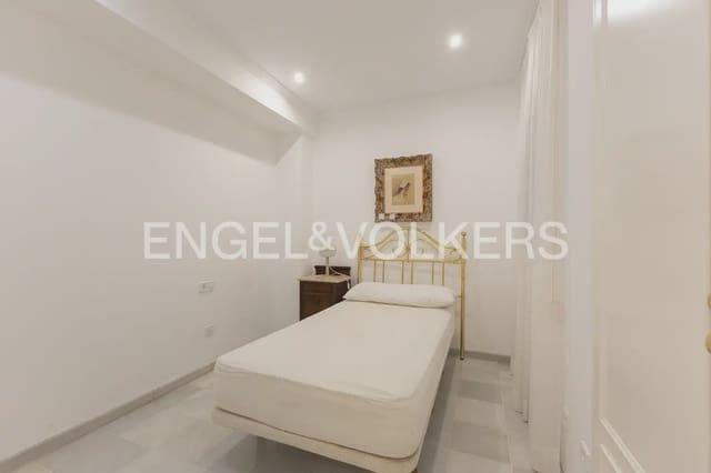Piso de 3 habitaciones en El Pla del Remei, València ciudad en alquiler - 3.200 € (Ref: 9965920)