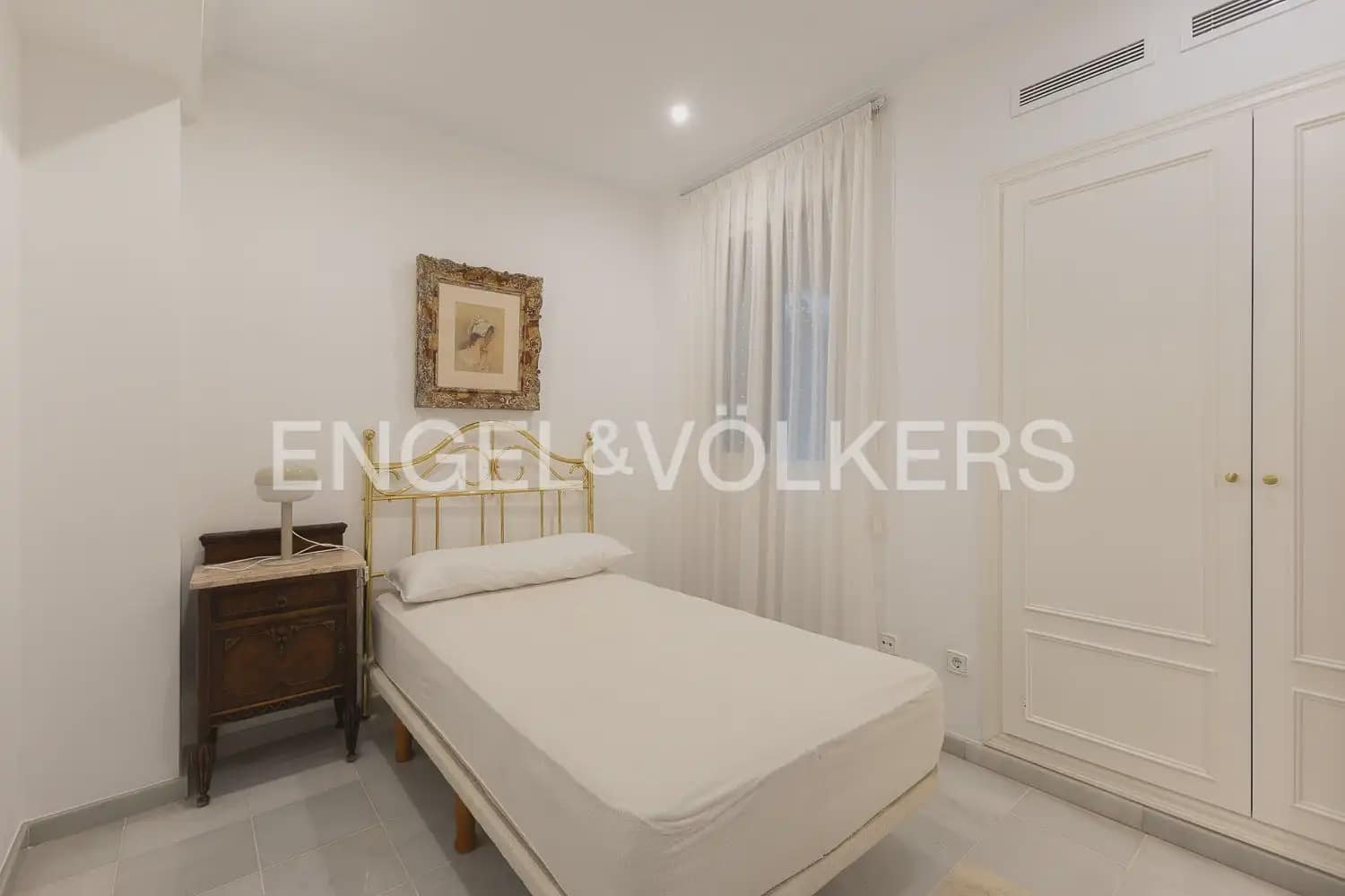Piso de 3 habitaciones en València ciudad en alquiler - 3.200 € (Ref: 9965920)