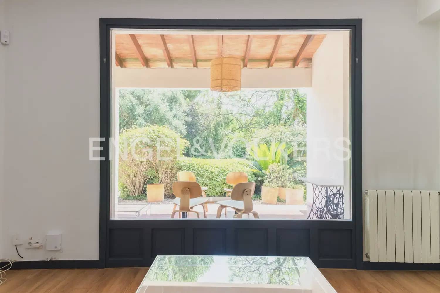 5 bedroom Villa for rent in Rocafort with pool garage - € 4,500 (Ref: 9966240)