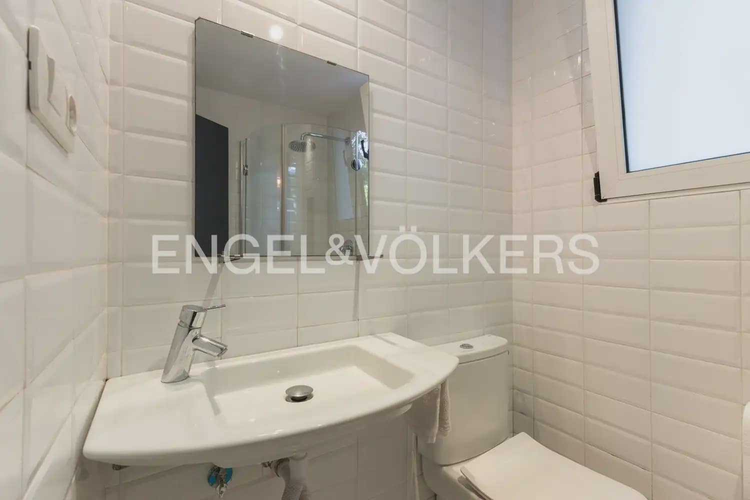 5 bedroom Villa for rent in Rocafort with pool garage - € 4,500 (Ref: 9966240)