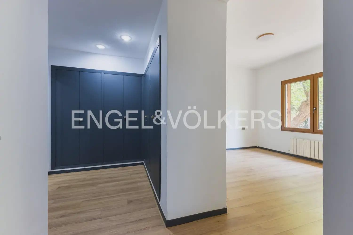 5 bedroom Villa for rent in Rocafort with pool garage - € 4,500 (Ref: 9966240)