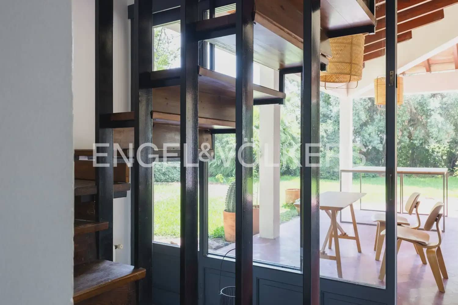 5 bedroom Villa for rent in Rocafort with pool garage - € 4,500 (Ref: 9966240)