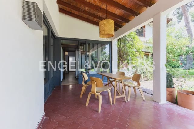 5 camera da letto Villa da affittare in Rocafort con piscina garage - 4.500 € (Rif: 9966240)