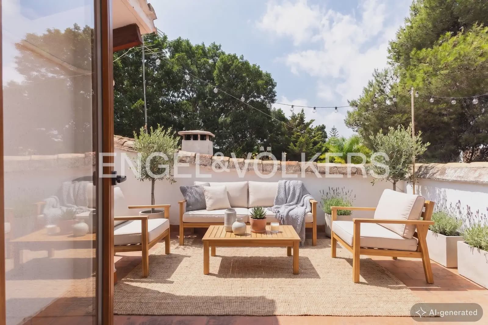 5 bedroom Villa for rent in Rocafort with pool garage - € 4,500 (Ref: 9966240)