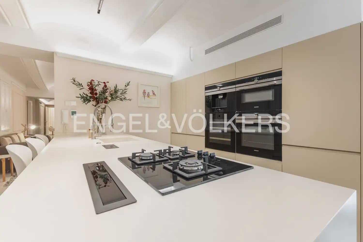 4 Zimmer Wohnung zu vermieten in Valencia Stadt - 3.500 € (Ref: 9968629)
