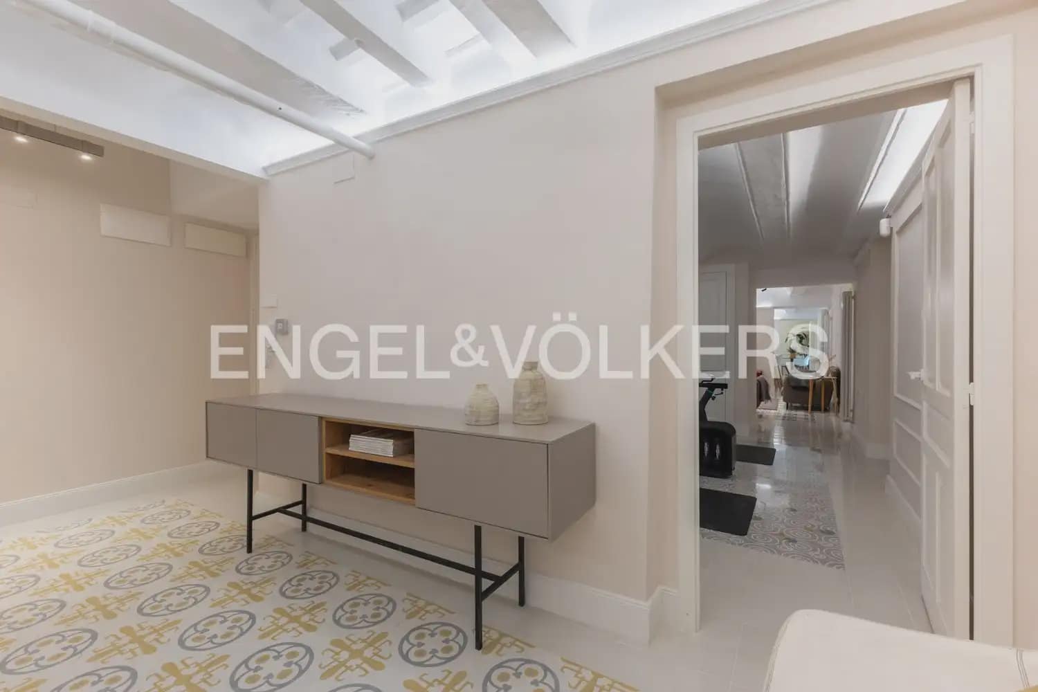 4 Zimmer Wohnung zu vermieten in Valencia Stadt - 3.500 € (Ref: 9968629)