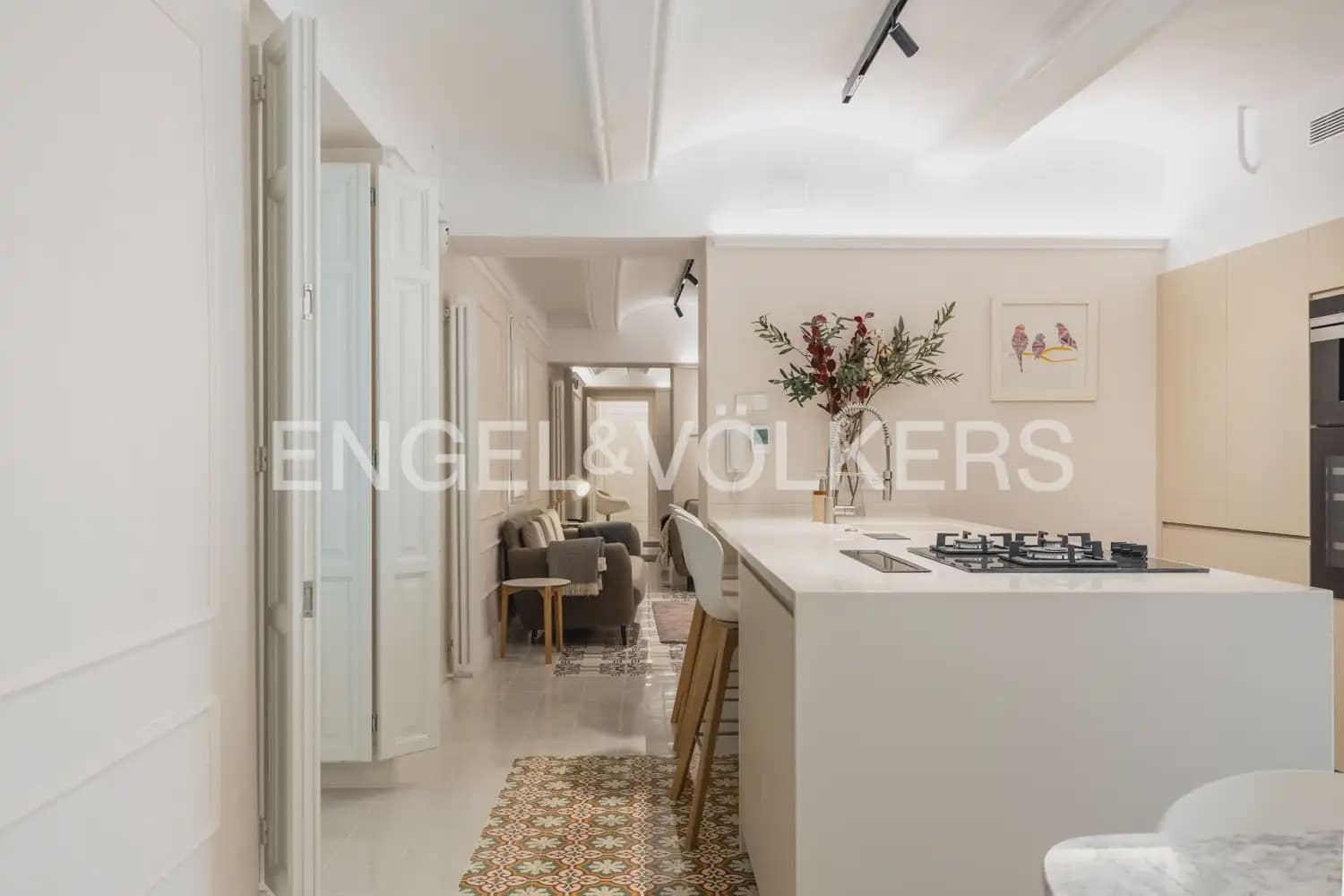 4 Zimmer Wohnung zu vermieten in Valencia Stadt - 3.500 € (Ref: 9968629)