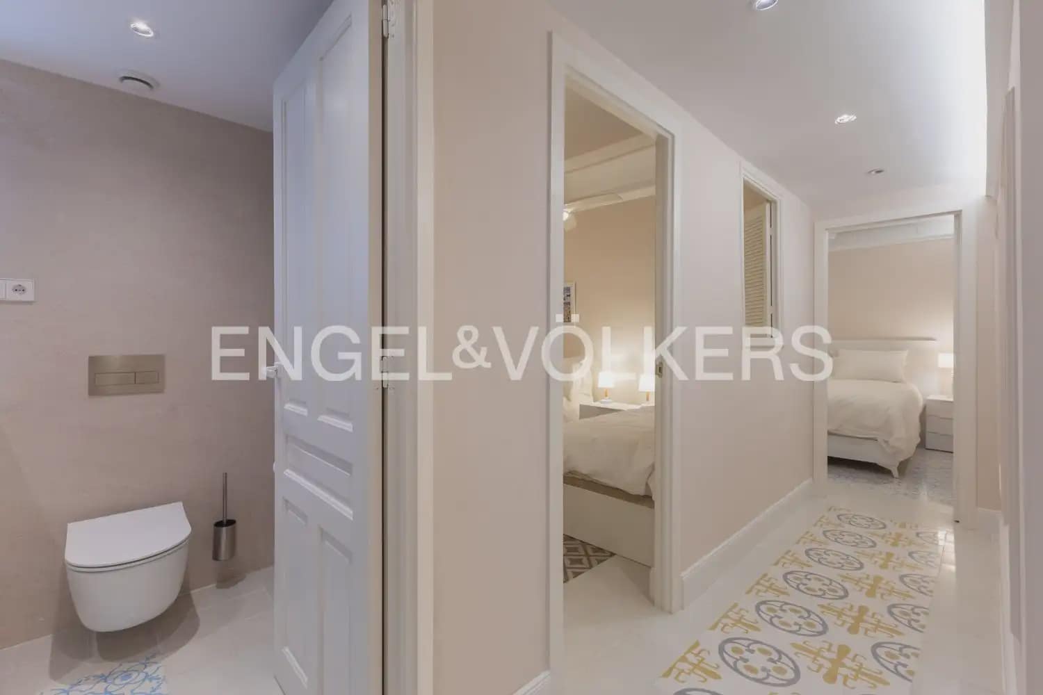 4 Zimmer Wohnung zu vermieten in Valencia Stadt - 3.500 € (Ref: 9968629)