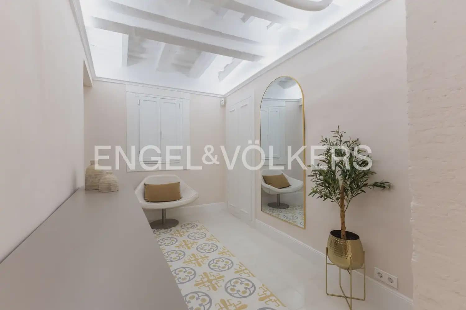 4 Zimmer Wohnung zu vermieten in Valencia Stadt - 3.500 € (Ref: 9968629)