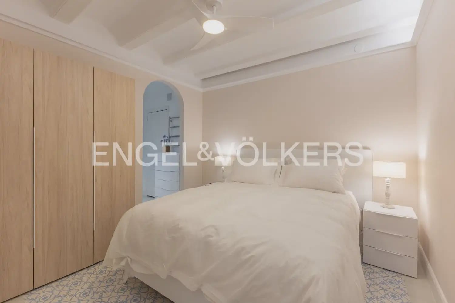 4 Zimmer Wohnung zu vermieten in Valencia Stadt - 3.500 € (Ref: 9968629)