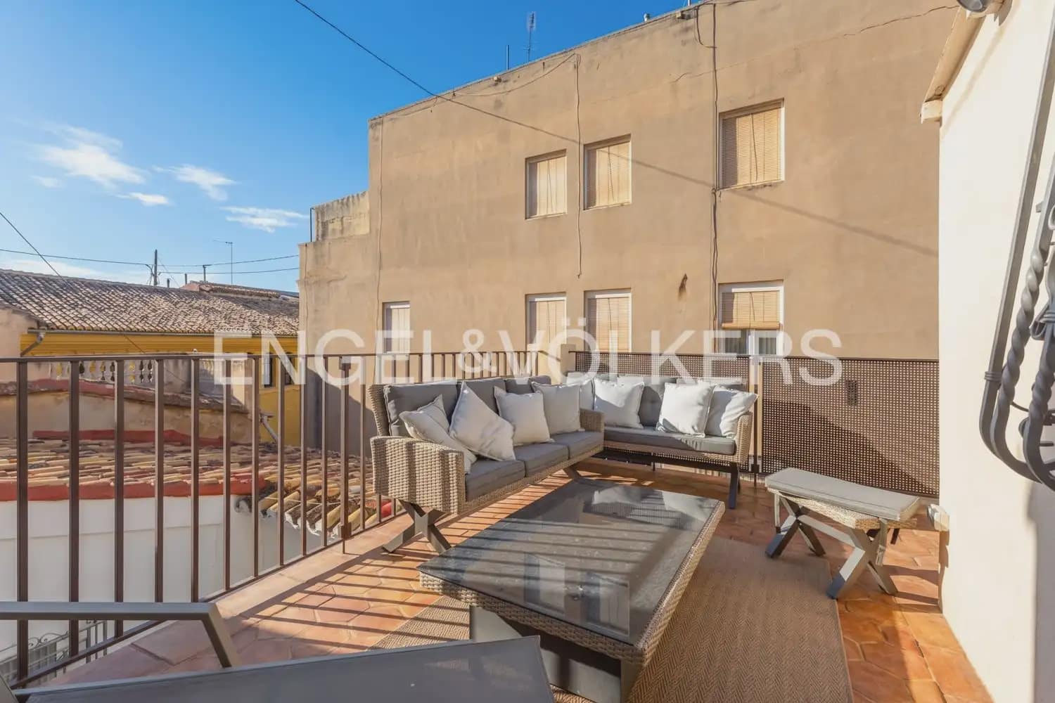 4 Zimmer Wohnung zu vermieten in Valencia Stadt - 3.500 € (Ref: 9968629)