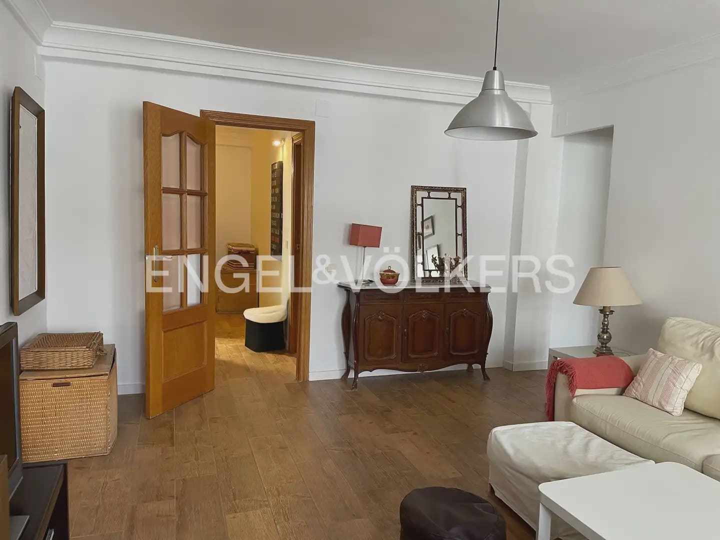 3 sovrum Lägenhet att hyra i Valencia stad - 1 500 € (Ref: 9968630)