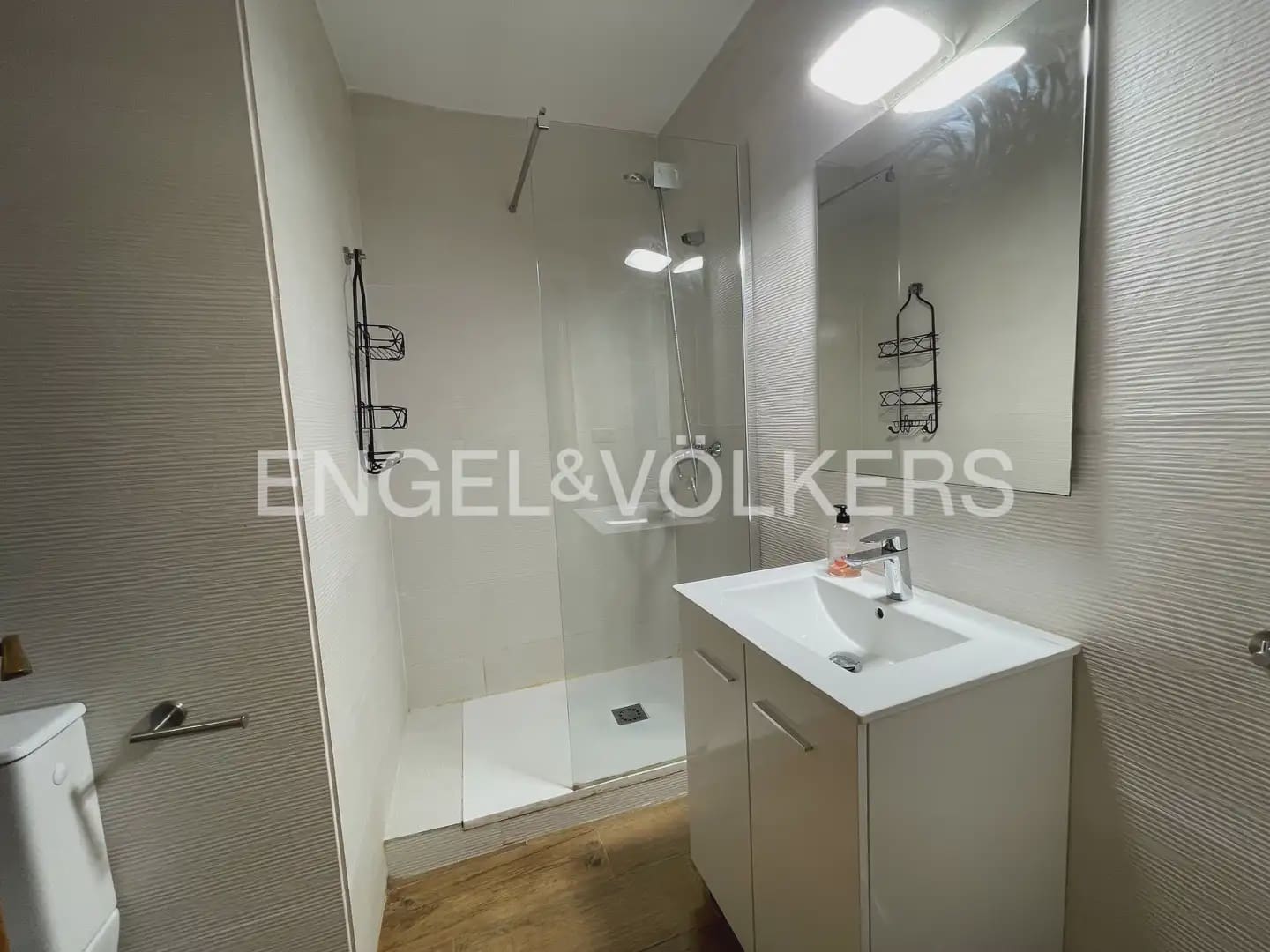 3 sovrum Lägenhet att hyra i Valencia stad - 1 500 € (Ref: 9968630)