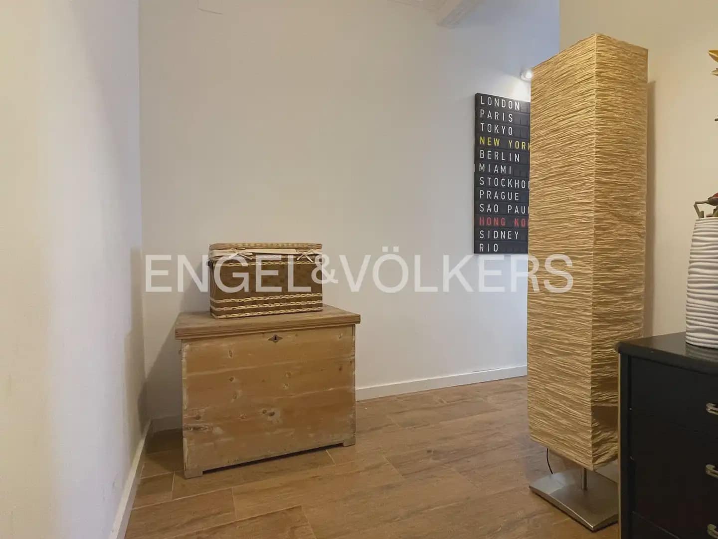 3 sovrum Lägenhet att hyra i Valencia stad - 1 500 € (Ref: 9968630)