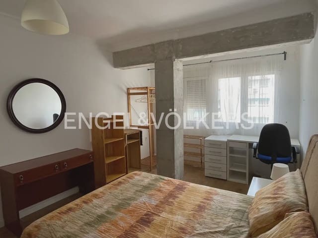 3 sovrum Lägenhet att hyra i La Petxina, Valencia stad - 1 500 € (Ref: 9968630)