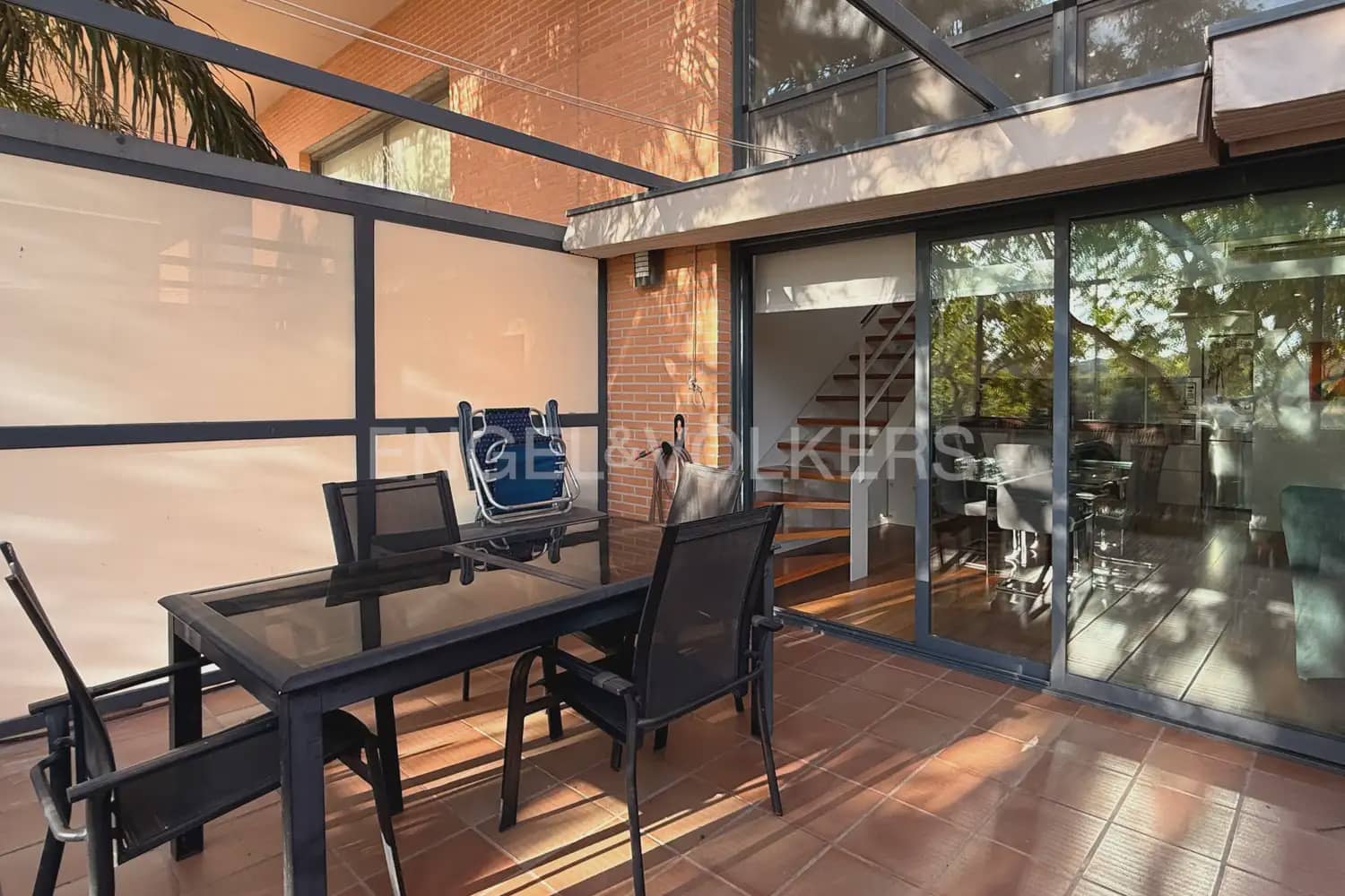 1 bedroom Flat for rent in Paterna with pool garage - € 1,400 (Ref: 9968631)
