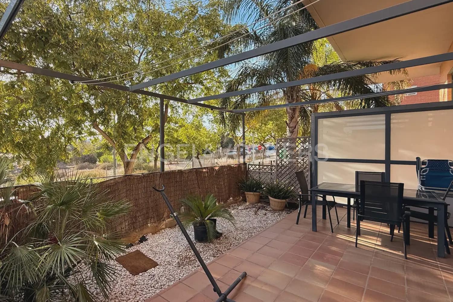 1 bedroom Flat for rent in Paterna with pool garage - € 1,400 (Ref: 9968631)