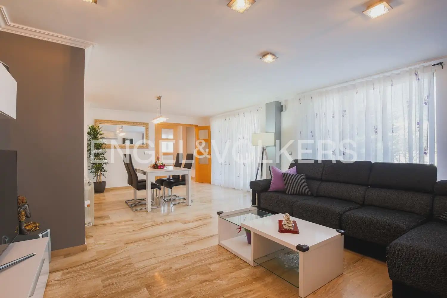 4 soverom Villa til salgs i Riba-roja de Turia med garasje - € 450 000 (Ref: 9968632)
