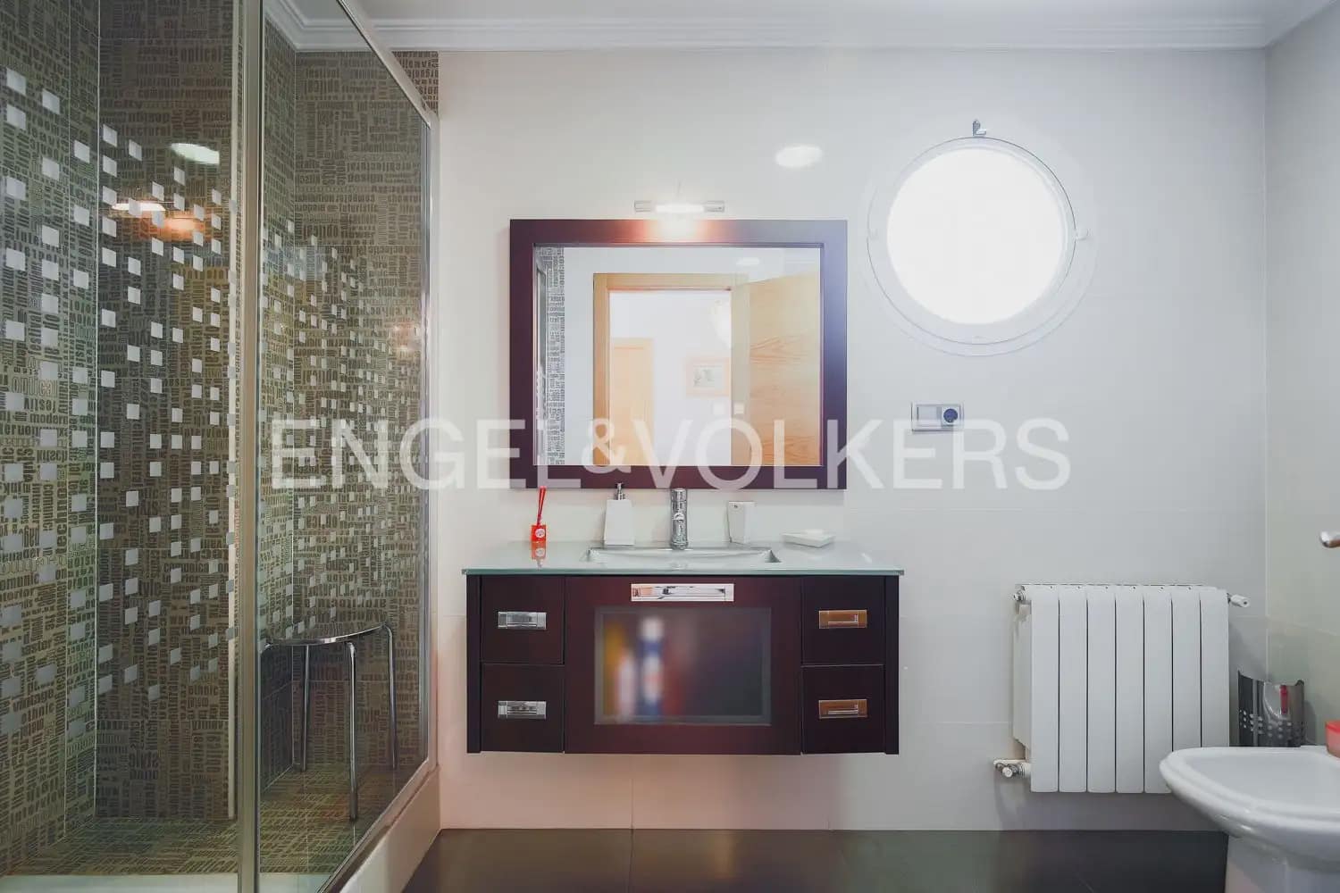4 soverom Villa til salgs i Riba-roja de Turia med garasje - € 450 000 (Ref: 9968632)