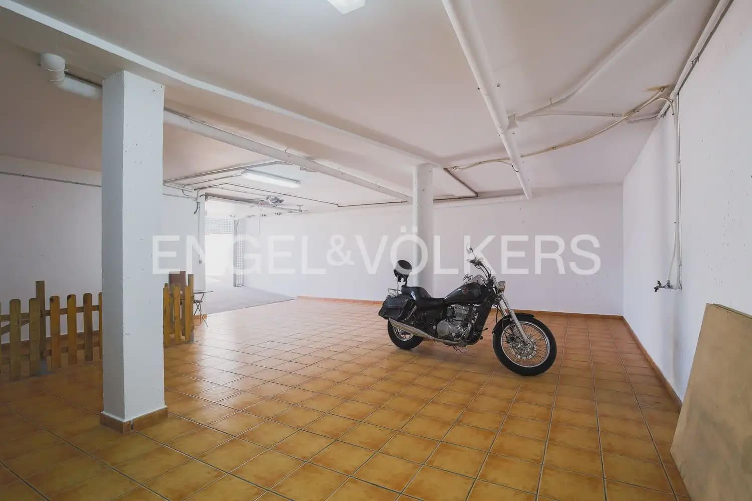 4 soverom Villa til salgs i Riba-roja de Turia med garasje - € 450 000 (Ref: 9968632)