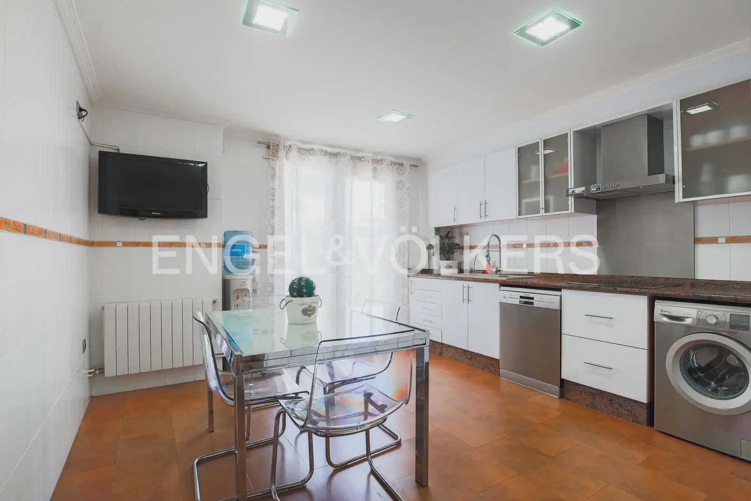 4 soverom Villa til salgs i Riba-roja de Turia med garasje - € 450 000 (Ref: 9968632)