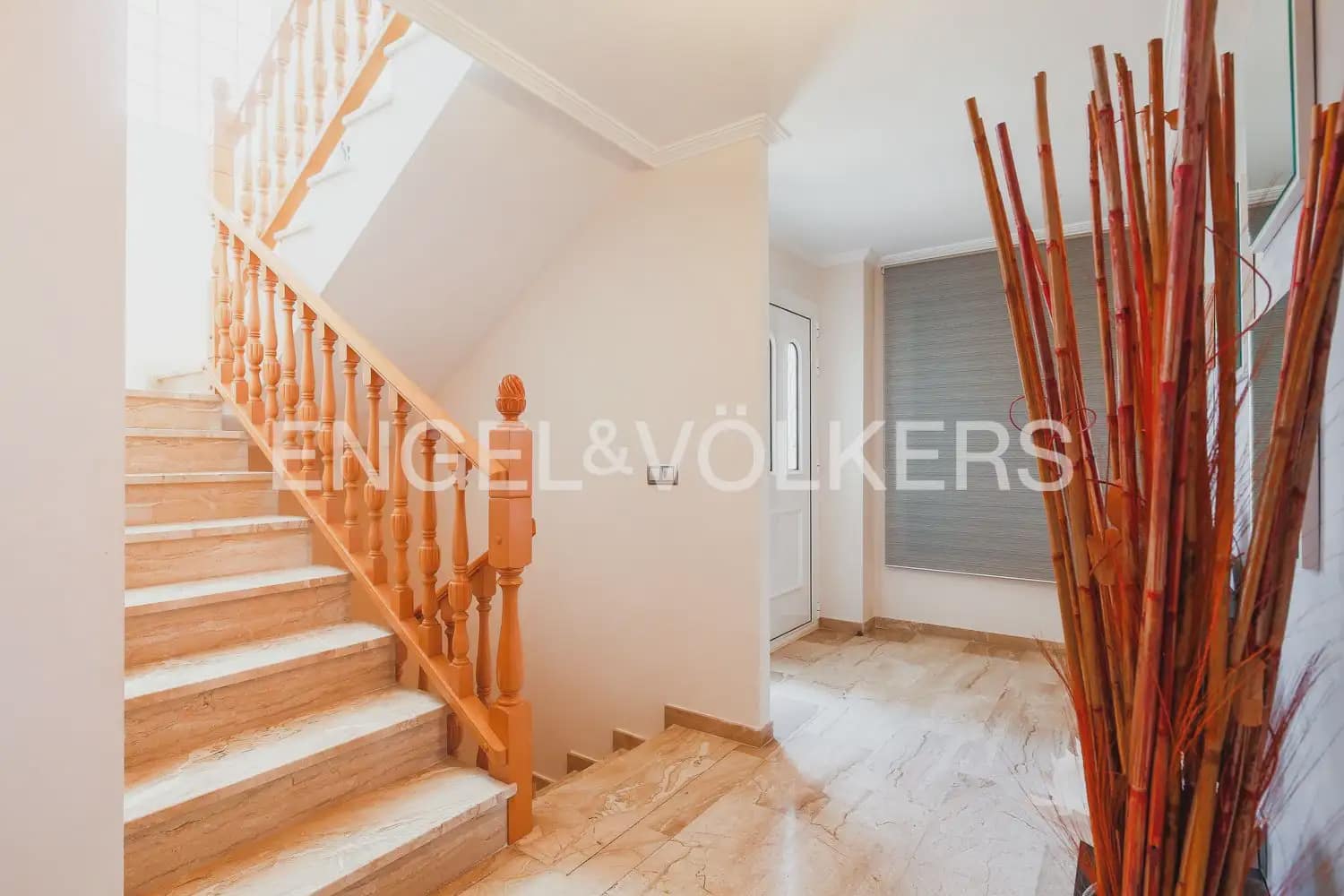 4 soverom Villa til salgs i Riba-roja de Turia med garasje - € 450 000 (Ref: 9968632)