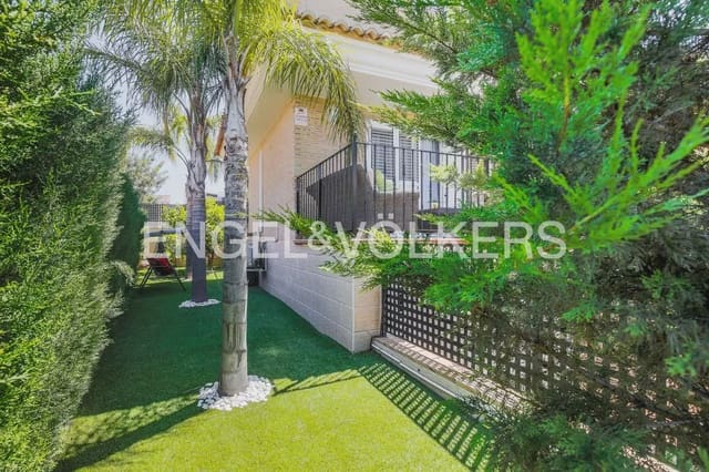 4 soverom Villa til salgs i Riba-roja de Túria med garasje - € 450 000 (Ref: 9968632)