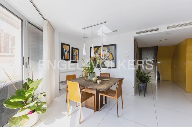 4 soveværelse Lejlighed til salg i Oeste, Castelló de la Plana med garage - € 720.000 (Ref: 9968878)