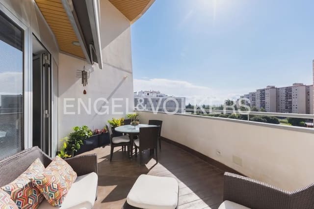 4 soveværelse Lejlighed til salg i Oeste, Castelló de la Plana med garage - € 720.000 (Ref: 9968878)