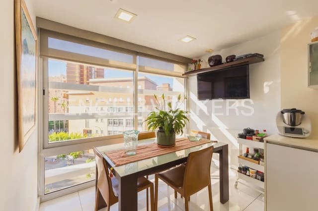 4 soveværelse Lejlighed til salg i Oeste, Castelló de la Plana med garage - € 720.000 (Ref: 9968878)
