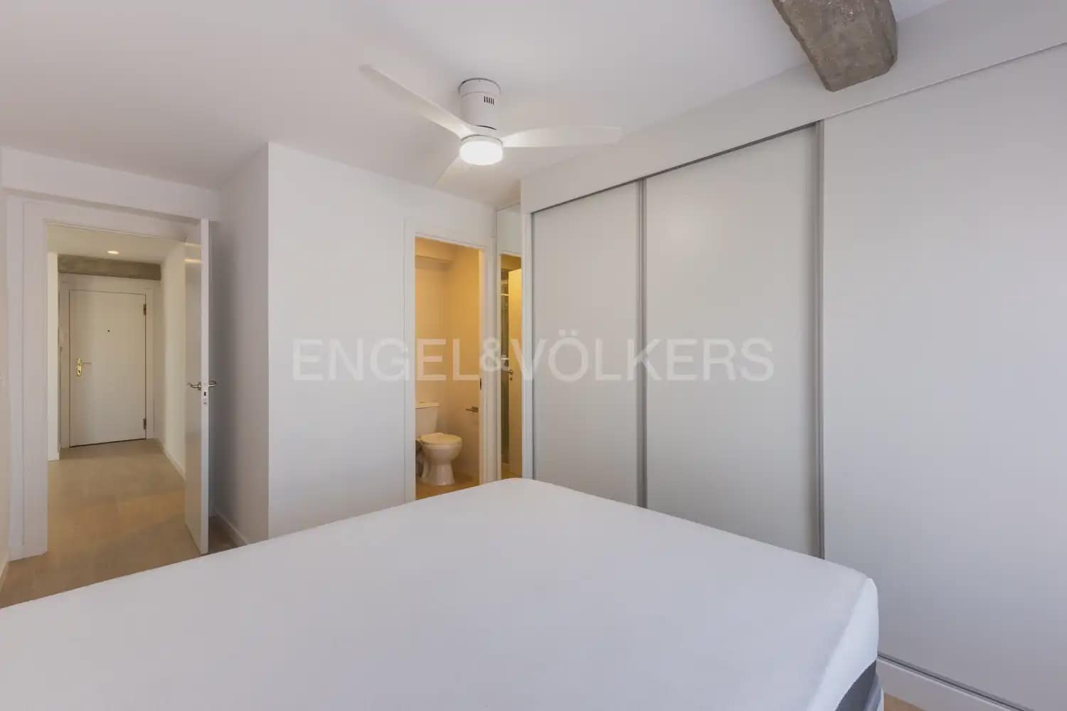 3 sypialnia Mieszkanie do wynajęcia w Miasto Walencja - 1 500 € (Ref: 9968992)