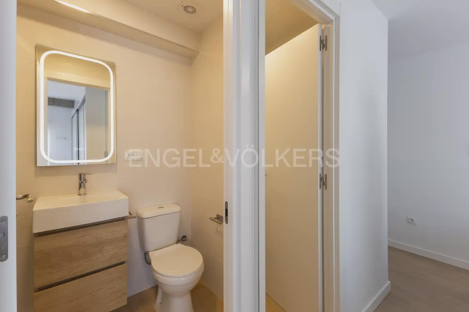 3 sypialnia Mieszkanie do wynajęcia w Miasto Walencja - 1 500 € (Ref: 9968992)
