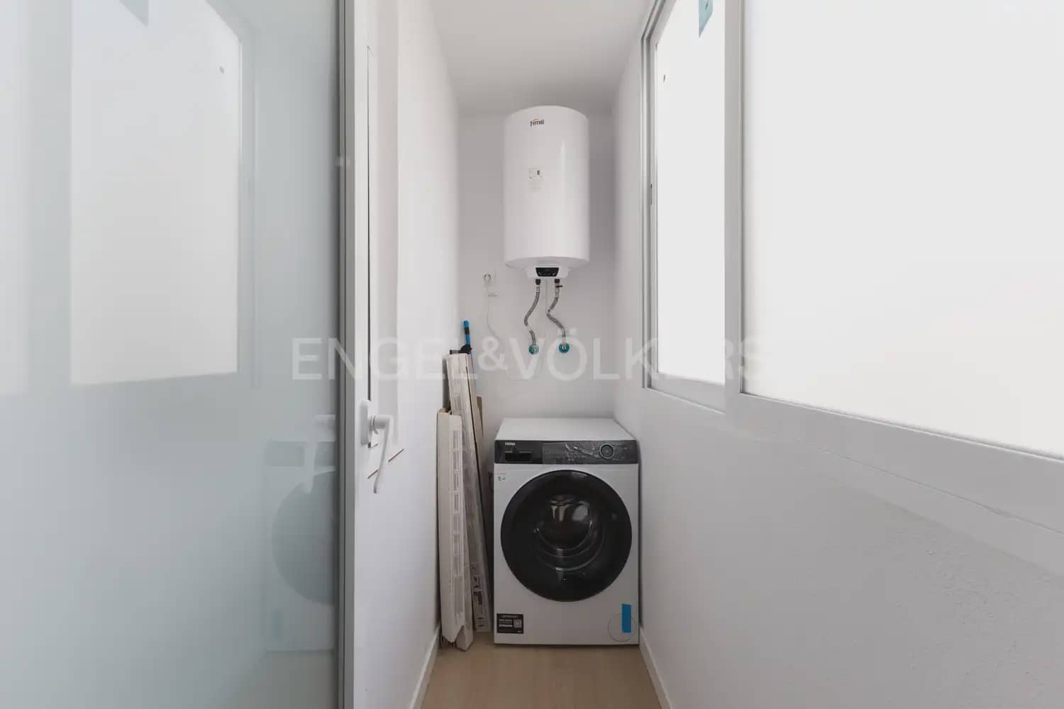 3 sypialnia Mieszkanie do wynajęcia w Miasto Walencja - 1 500 € (Ref: 9968992)