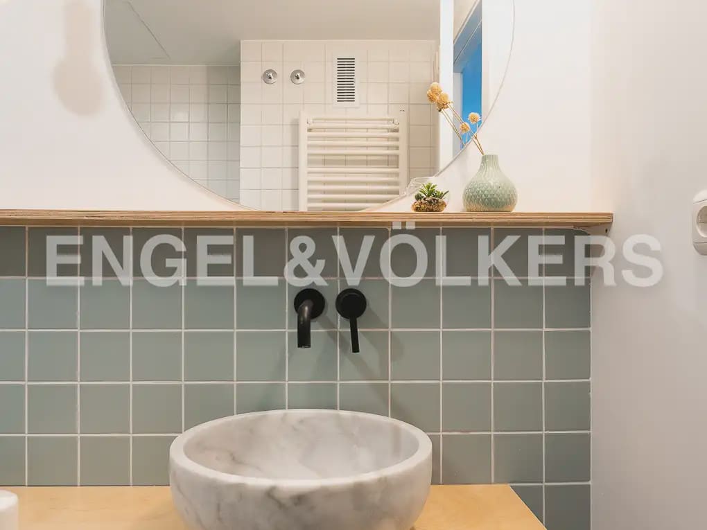 4 soverom Leilighet til leie i Valencia by med garasje - € 4 500 (Ref: 9968993)