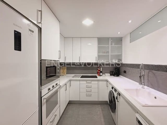 3 soverom Leilighet til leie i Nou Moles, Valencia by - € 1 600 (Ref: 9968994)