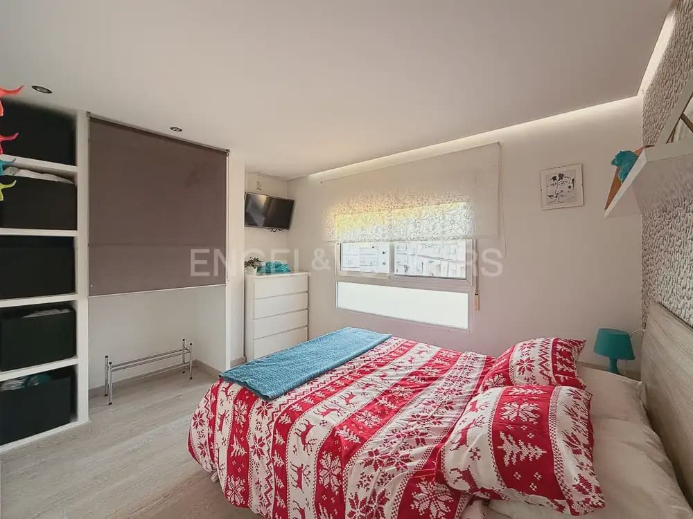 3 soverom Leilighet til leie i Valencia by - € 1 600 (Ref: 9968994)