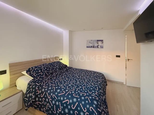 3 soverom Leilighet til leie i Nou Moles, Valencia by - € 1 600 (Ref: 9968994)