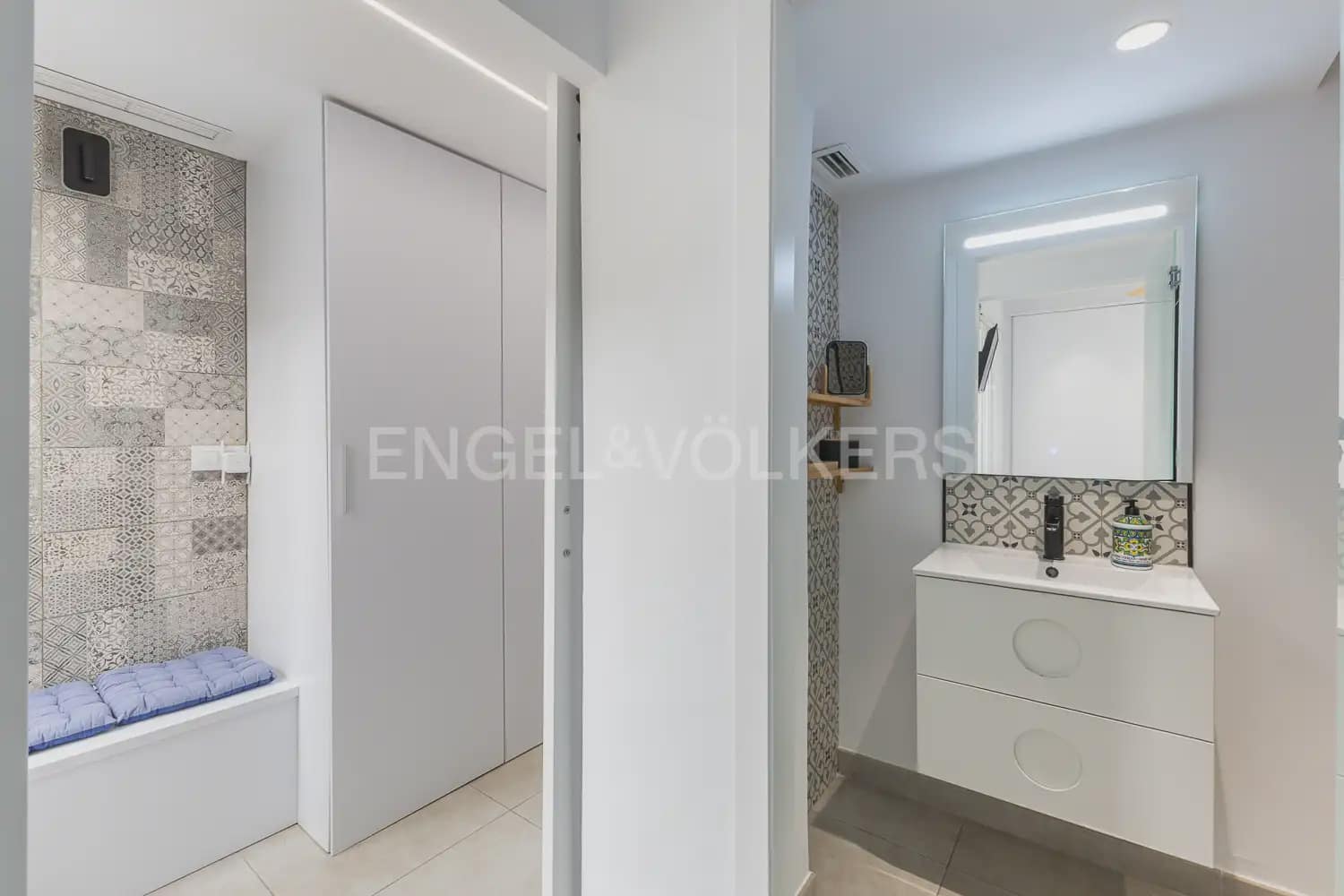 1 soveværelse Lejlighed til leje i Valencia by - € 1.300 (Ref: 9968995)