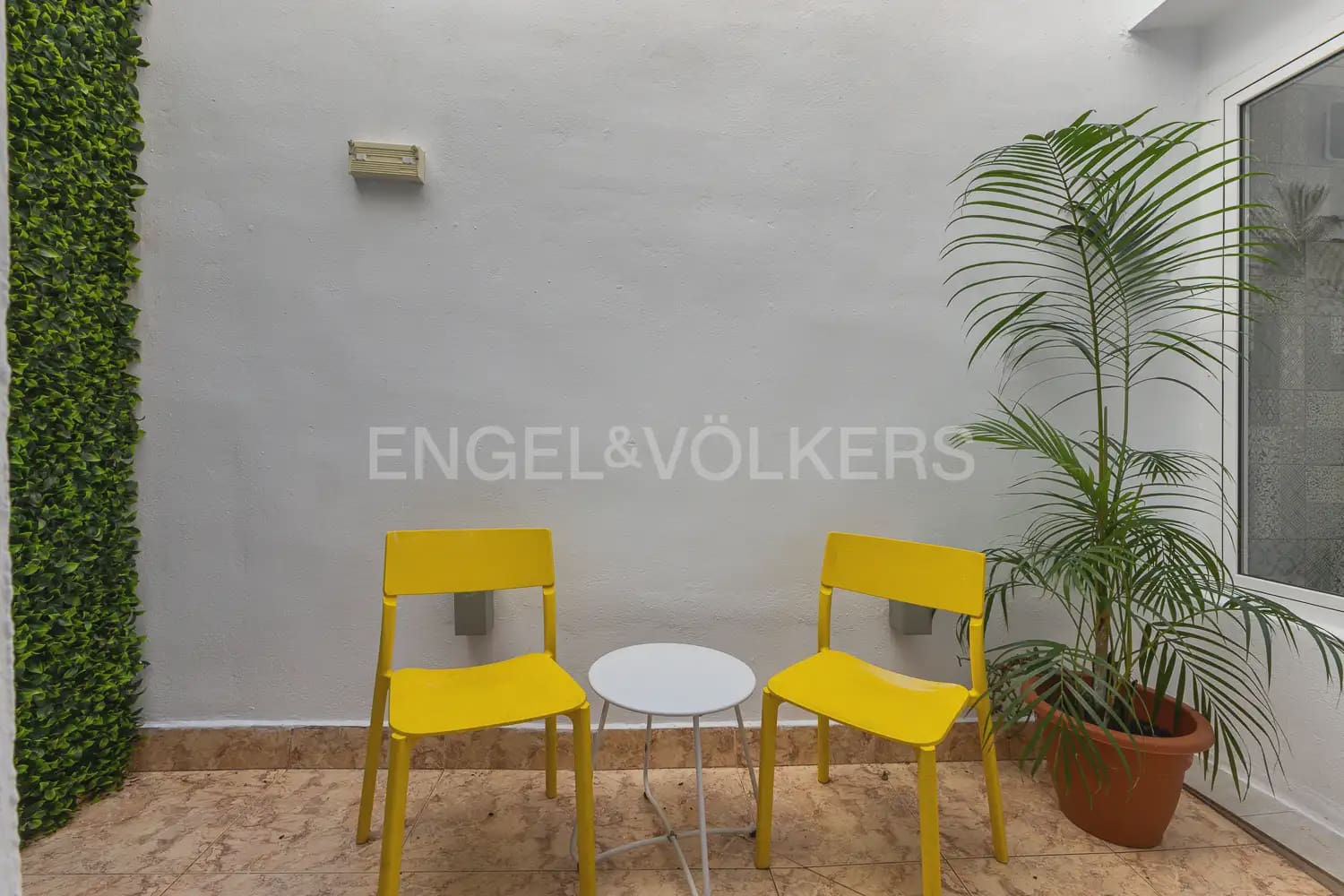 1 soveværelse Lejlighed til leje i Valencia by - € 1.300 (Ref: 9968995)