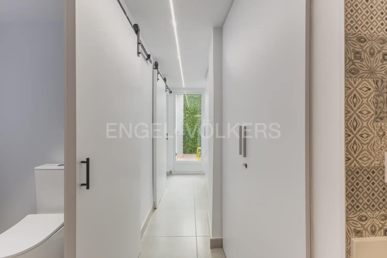 1 soveværelse Lejlighed til leje i Valencia by - € 1.300 (Ref: 9968995)