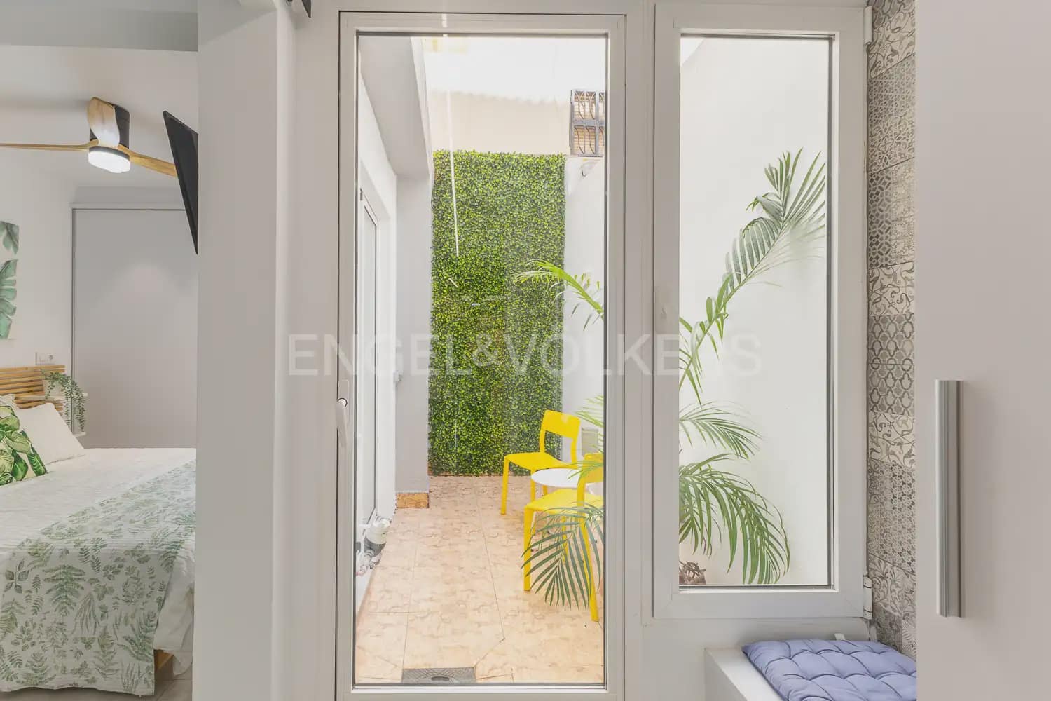 1 soveværelse Lejlighed til leje i Valencia by - € 1.300 (Ref: 9968995)